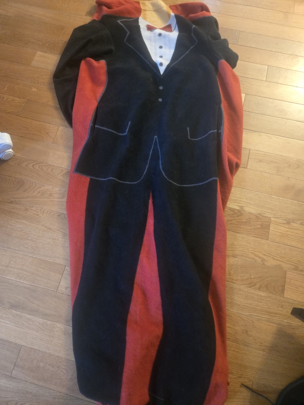 Black and Red Unisex Novelty Snuggie - Tuxedo Print